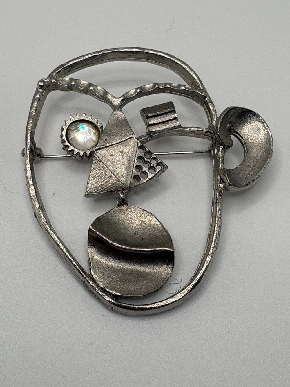 Vintage Modernist Abstract Cubist Picasso Style Face Brooch Pin Silver Tone